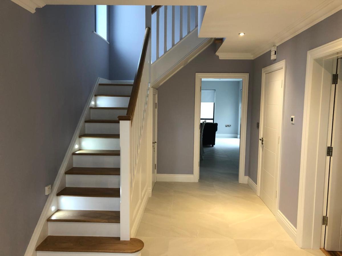 1 Luxurious Room In Family Home 킬라니 외부 사진